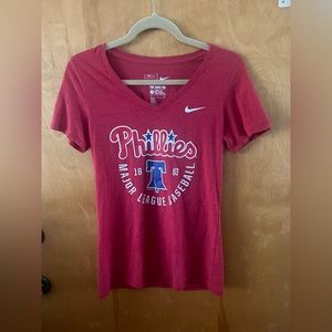 Phillies tee